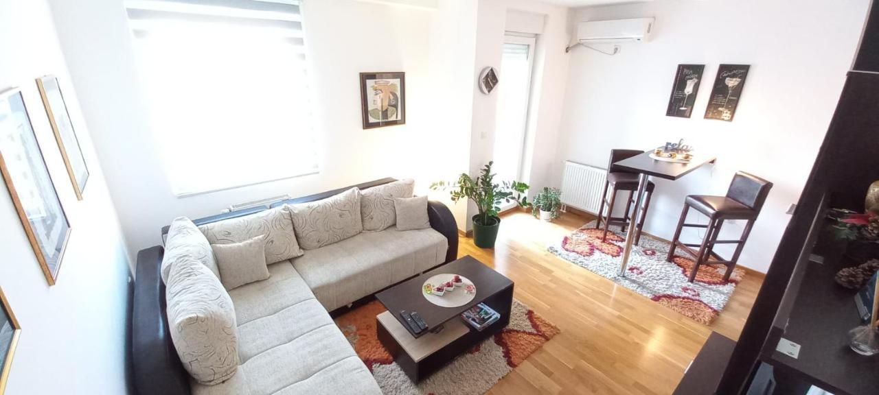 Beautifull Apartment Ni Esterno foto